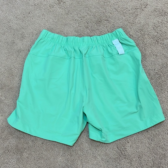 Lot of 3 Men’s Fabletics The One 5” unlined shorts XS - Picture 7 of 7